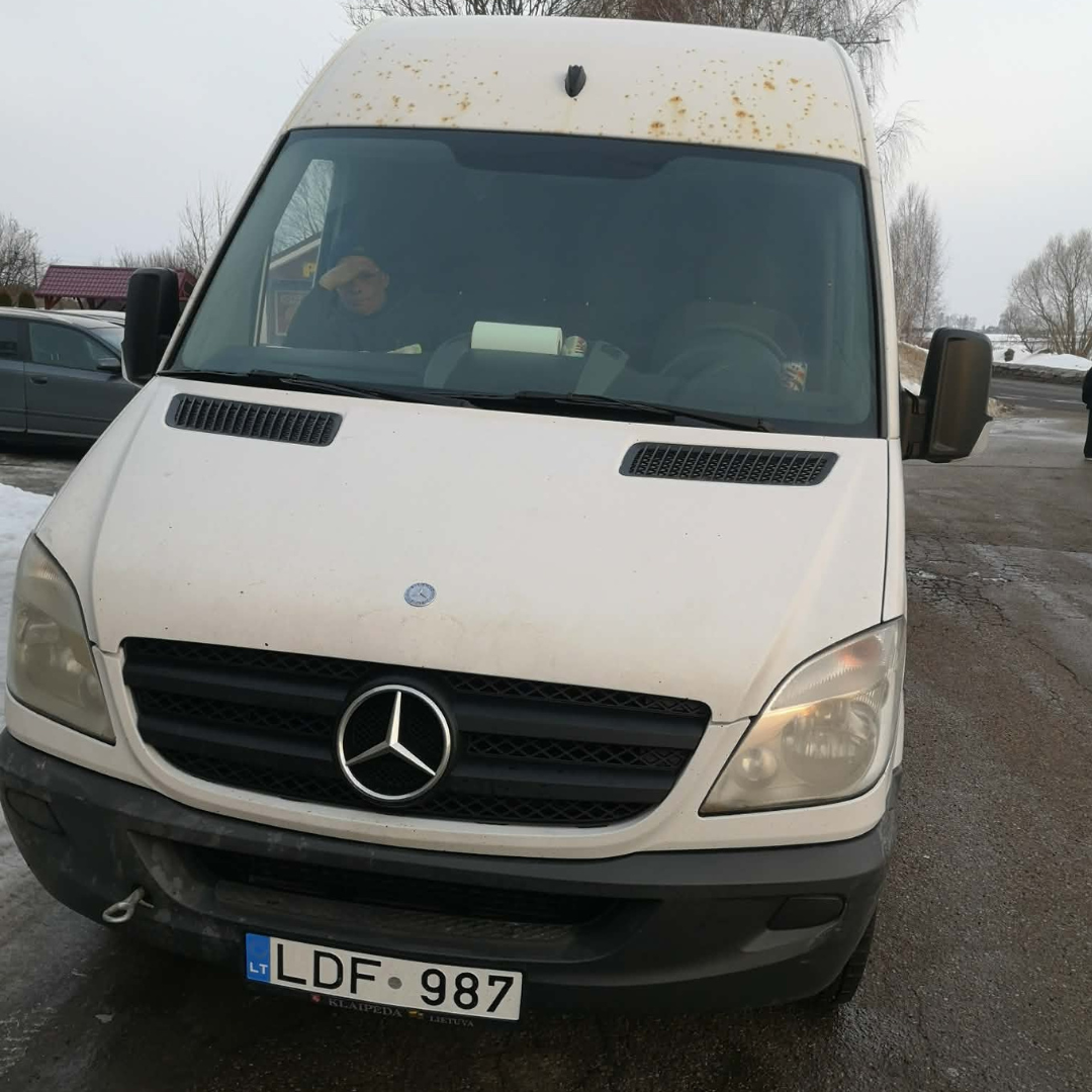 PERVEŽIMŲ PASLAUGOS KLAIPEDOJE